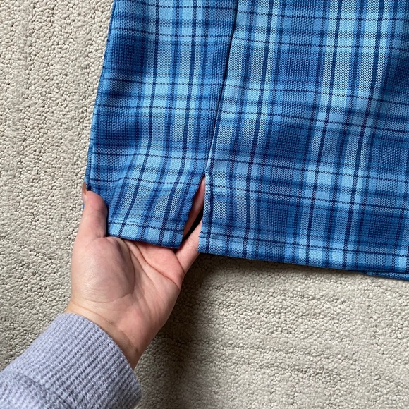Blue plaid mini skirt - Picture 2 of 4